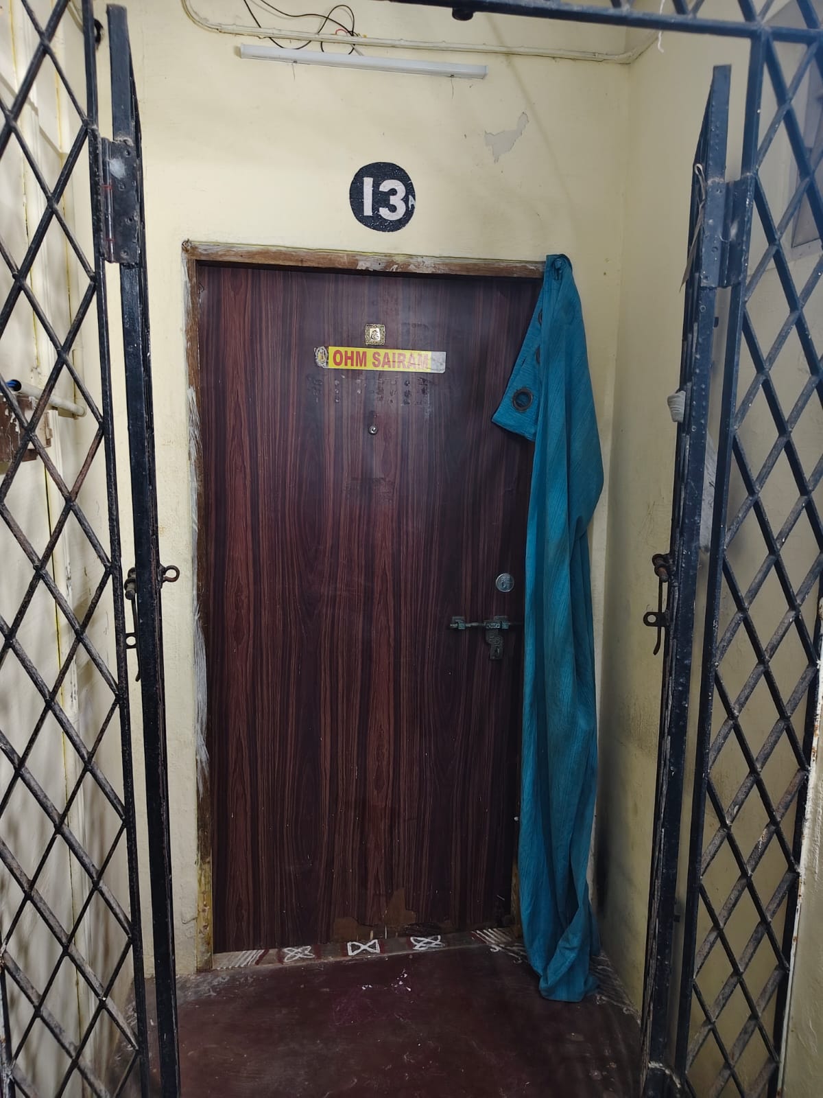 AC – Besant Nagar – EMY paying guest room photo 11