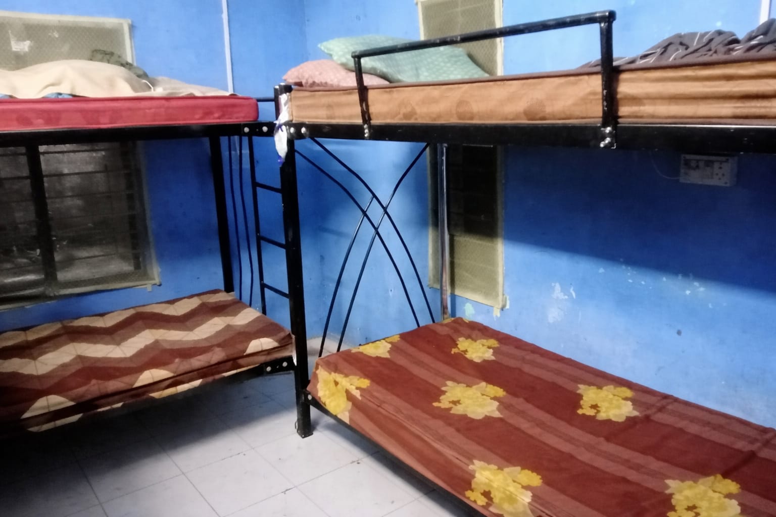 Appu – 10 – EMY paying guest room photo 2