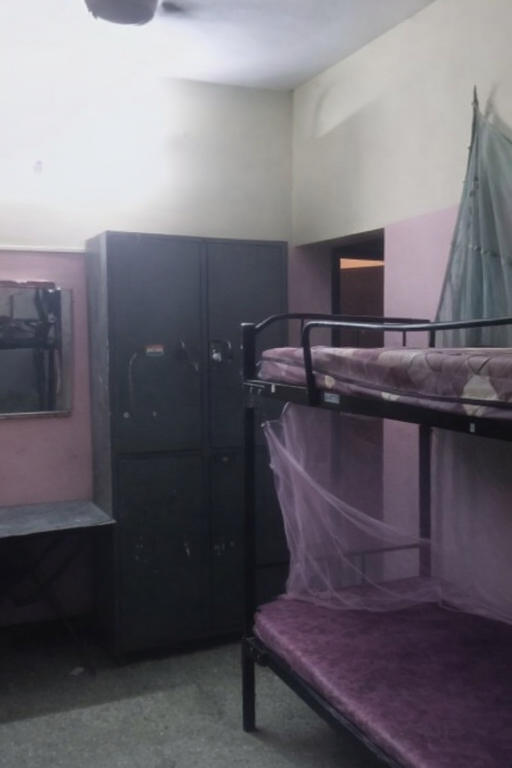 Cosmo Emy paying guest room photo 5
